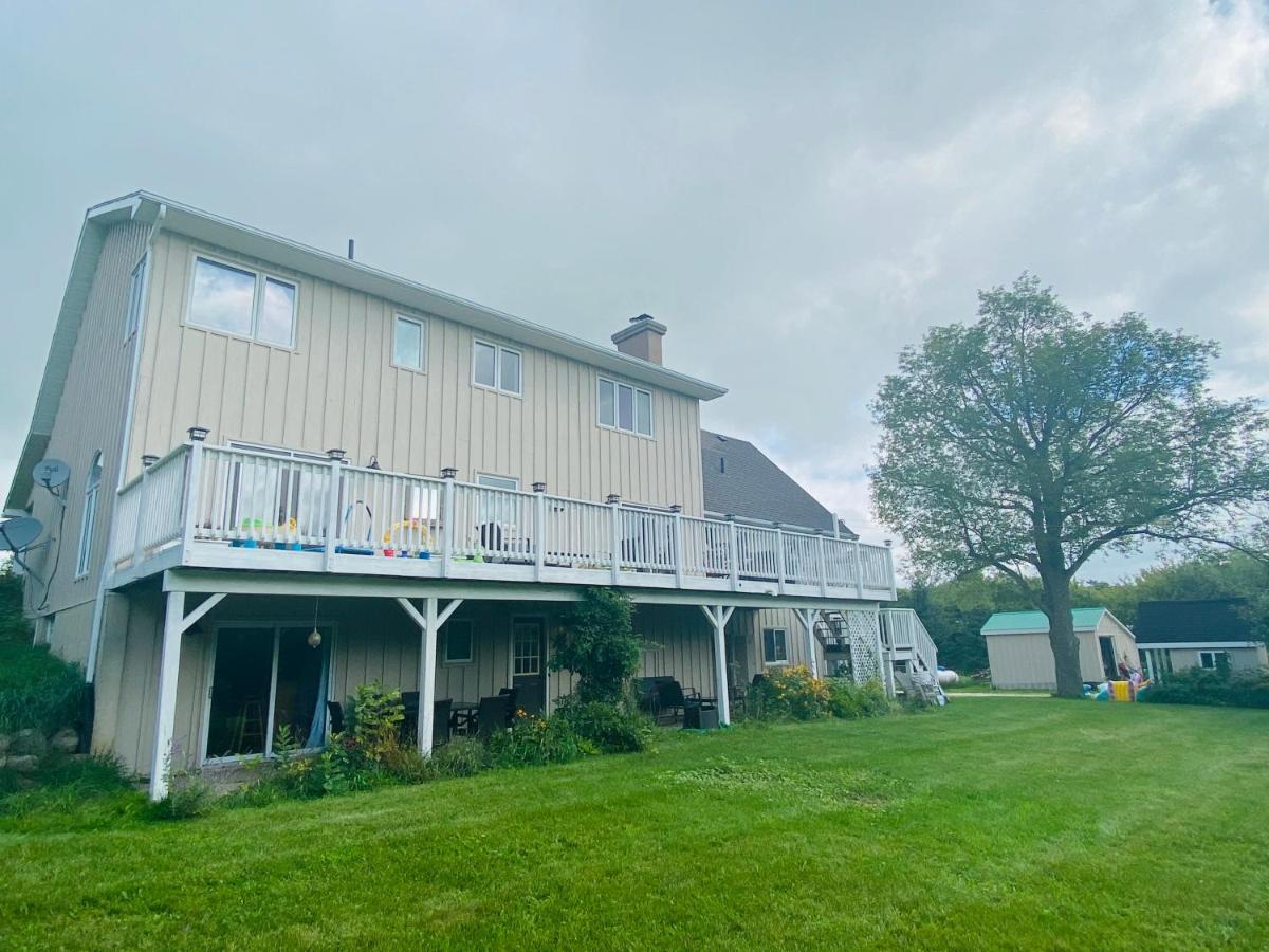 The Glen Huron Inn Duntroon ภายนอก รูปภาพ